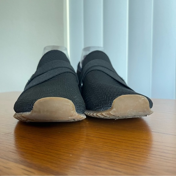 Born Newbury Slip-On Sneaker Black Size 10 - Picture 6 of 16